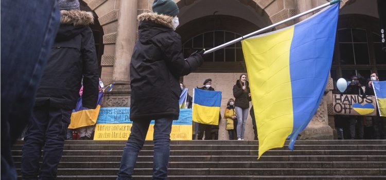 The Pyramid of Crisis: The Experience of Ukrainians in Edinburgh